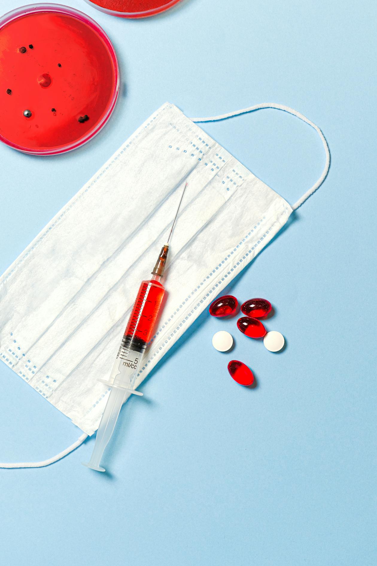 Peptide research vials in Canada — MOTS-c is part of a growing class of mitochondrial-targeted compounds